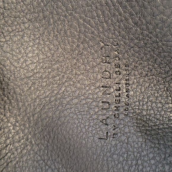 Laundry brand reversible tote black and white - Picture 3 of 5